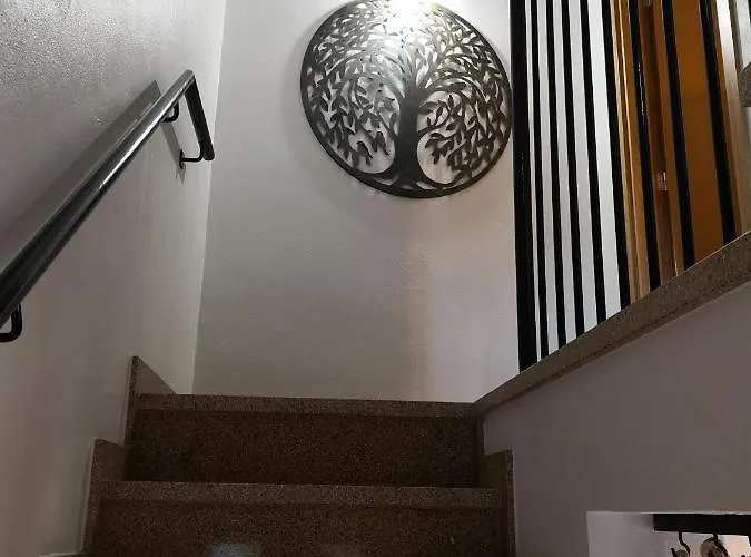 Casa Da Igreja Sabugueiro (Guarda)