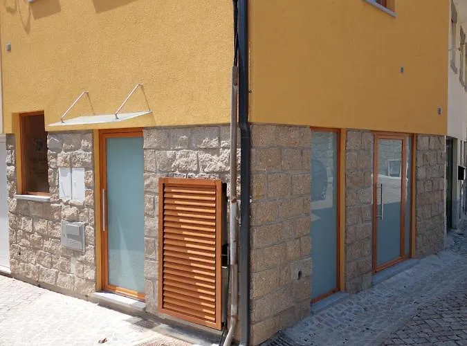 Casa Da Igreja Sabugueiro (Guarda)